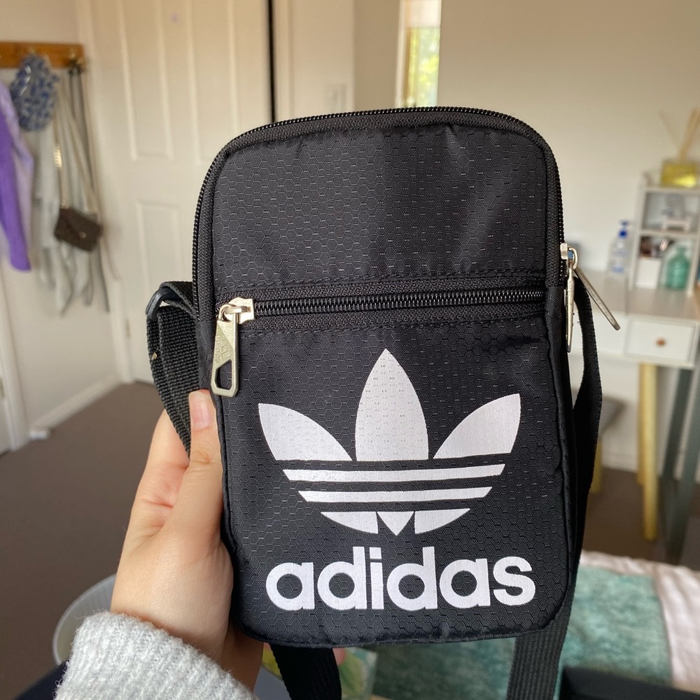 Adidas Bag - Picture 1 of 2
